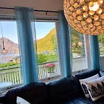 Linda's House *
