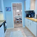 Linda's House
