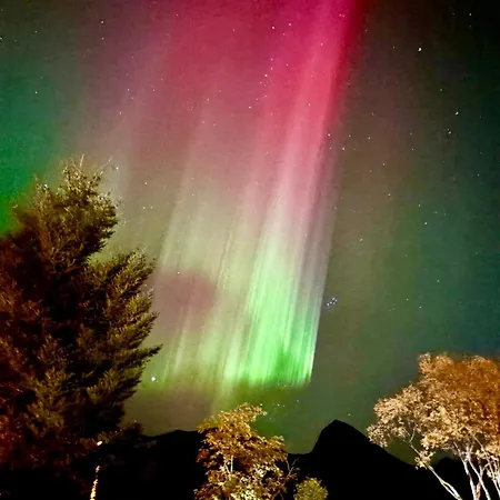 Linda's House * Senjahopen