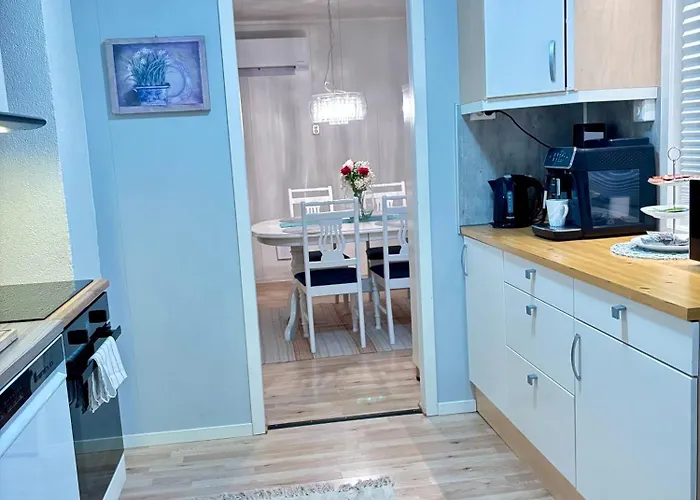 Linda's House