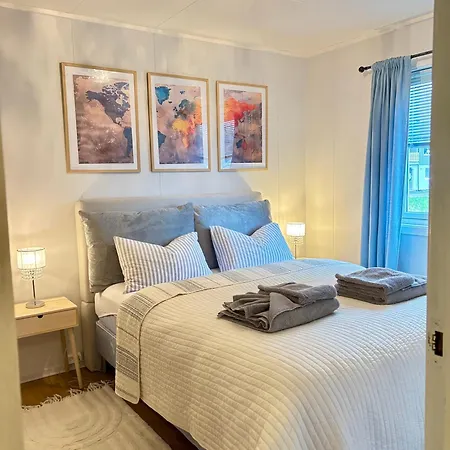 Linda's House Semesterbostad *